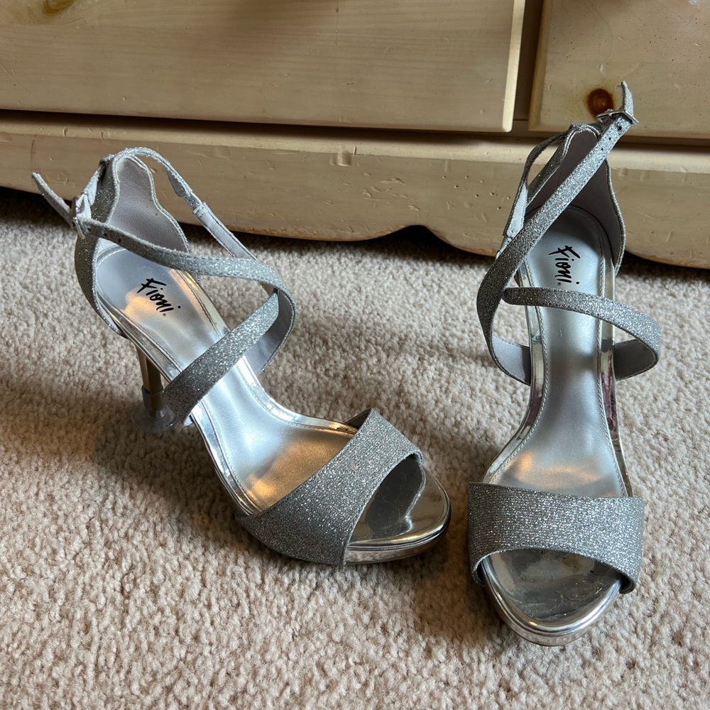 Silver heels worn once size 7 great condition